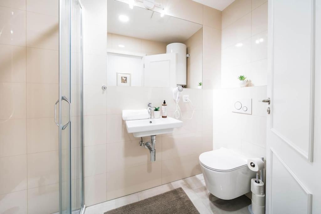 Cavallo Deluxe Xl Balcony City Center Appartamento